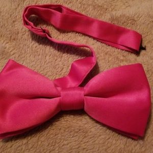 Bow tie